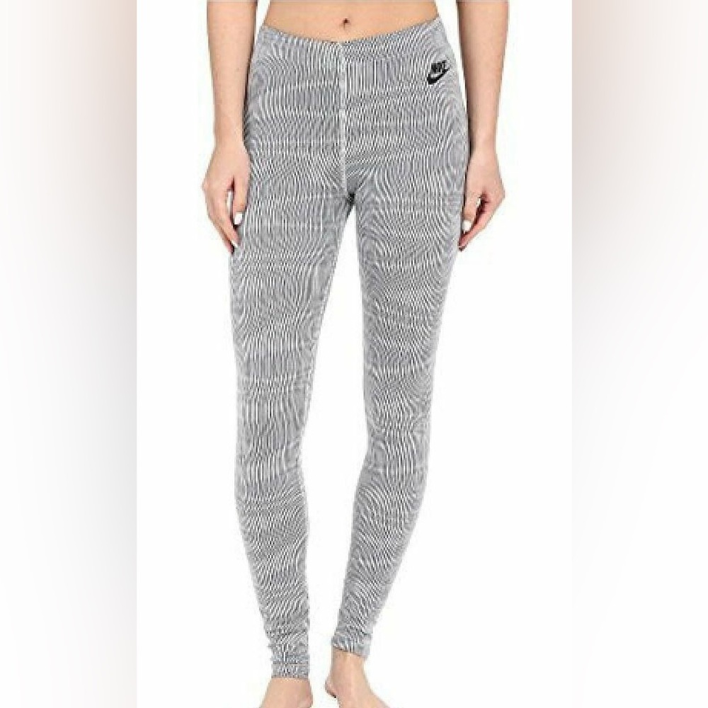 Nike Women's Black and White Striped Leggings XS